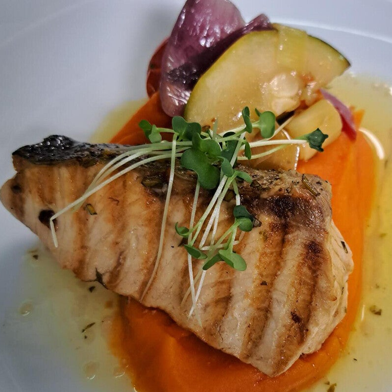 Gulhalet ravfisk (Japansk ravfisk også Hamachi eller Buri)