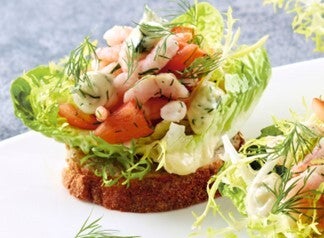 Luksus rejemad med masser af ferske rejer på smørristet brød hos ThyGourmet.