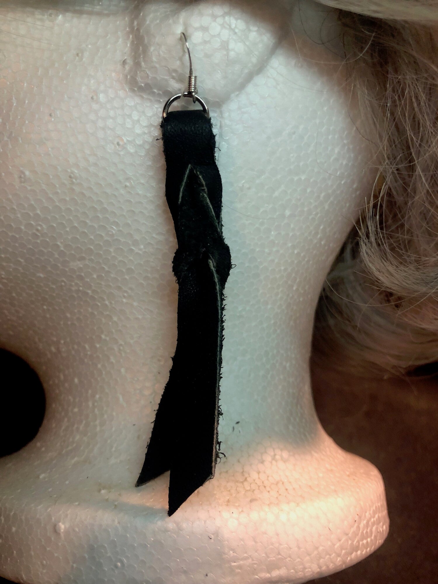 Black braided leather earrings-SOLD OUT