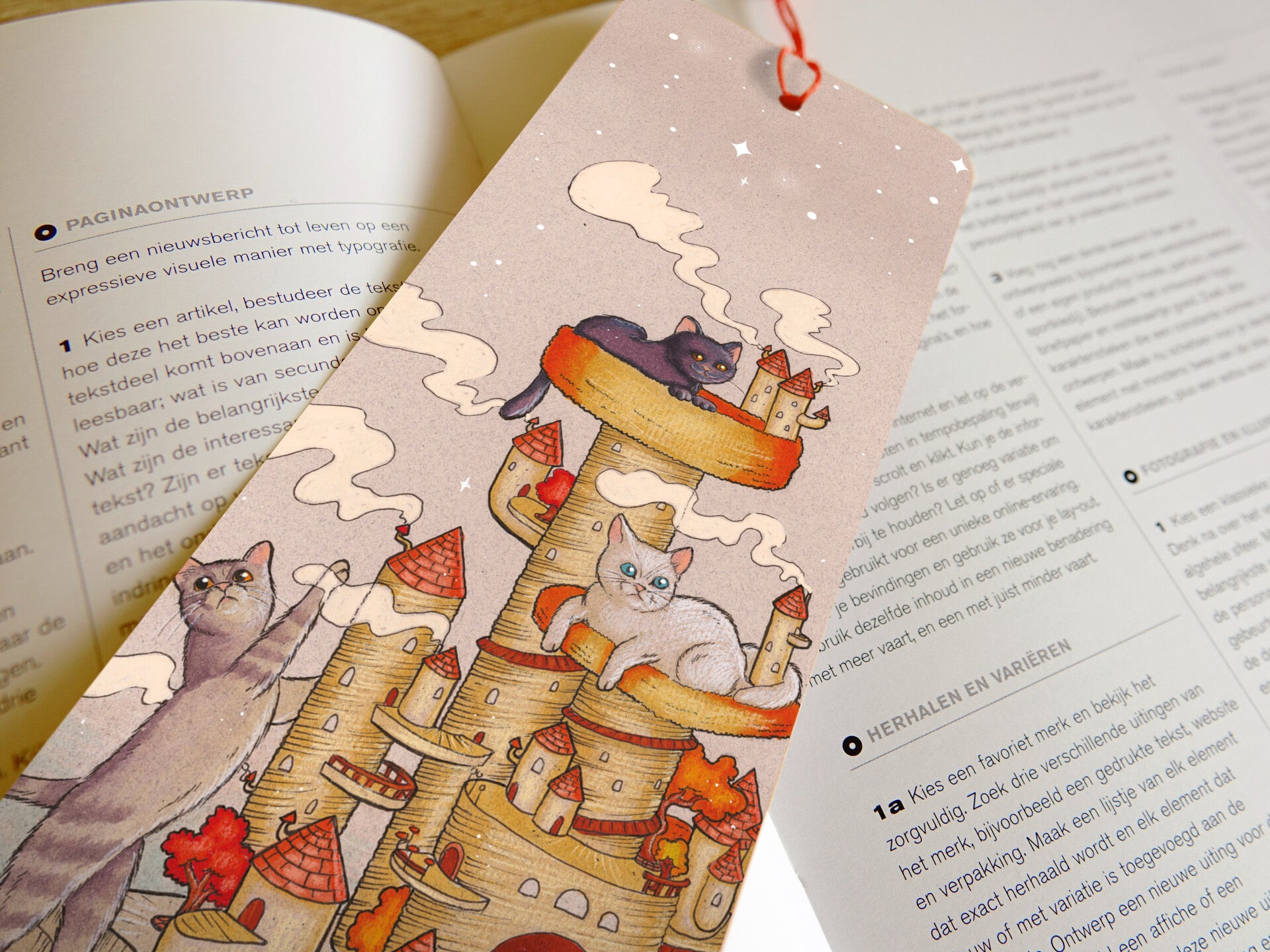 Katten op krabpaal eiland boekenlegger 74x210 formaat