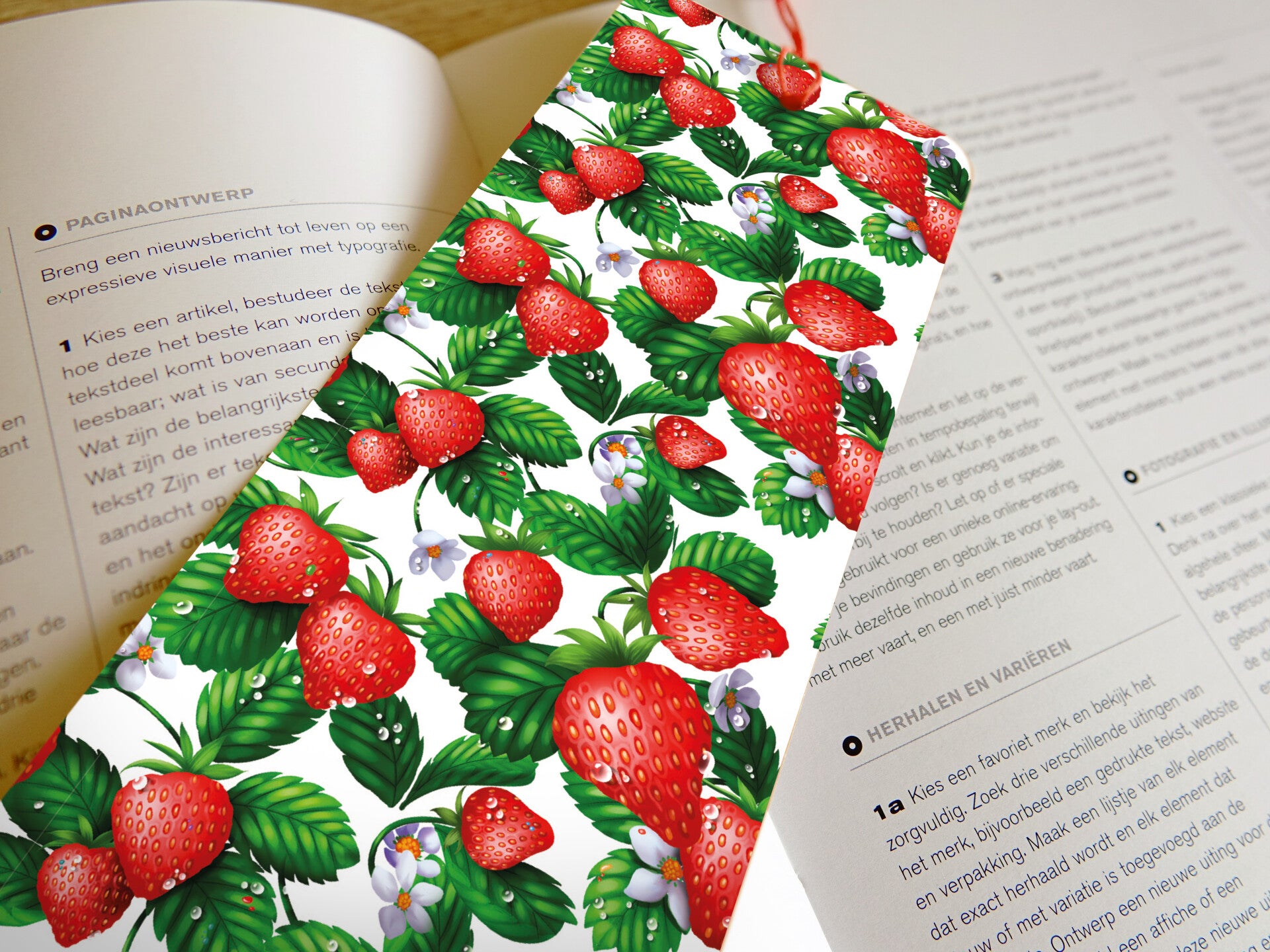 Aardbeien patroon, boekenlegger, 74x210mm