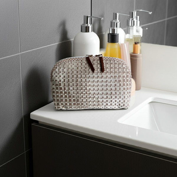 Luxe handgemaakte toilettas van meubelstof en leer- Jennyz