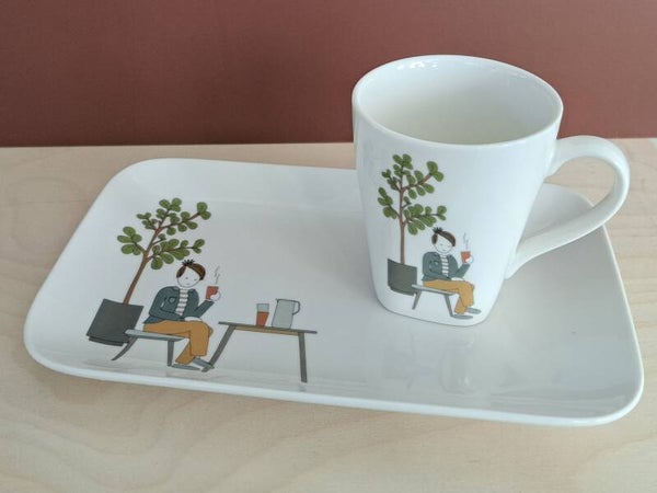 M&BG - man aan het koffie drinken
