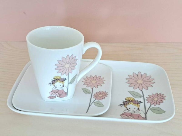 M&BK&BG - meisje dromend bij de bloemen