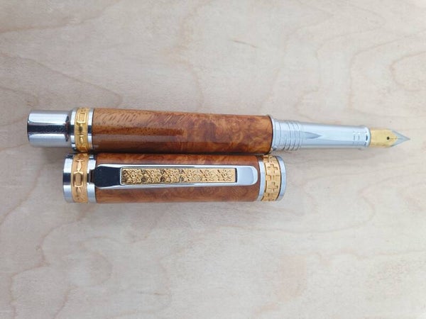 Dayacom Junior Emperor 22 kt verguld.