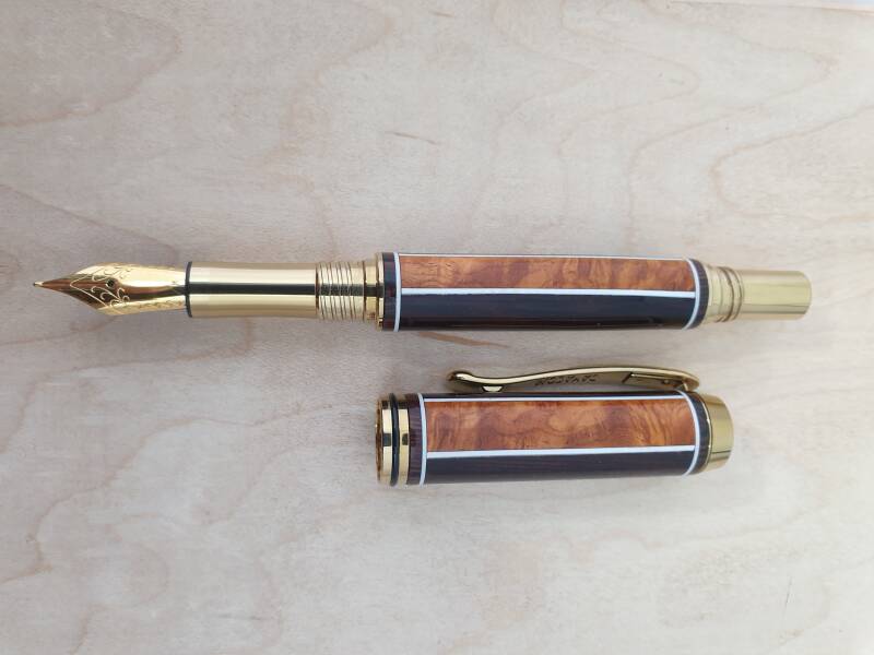 jr-george-goud-black-titanium-red-amboyna-1-standard.jpg