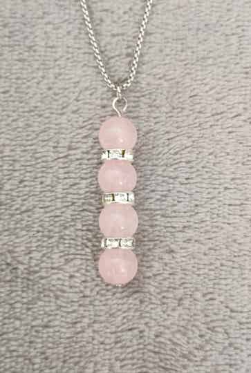 Pendentifs en pierres naturelles