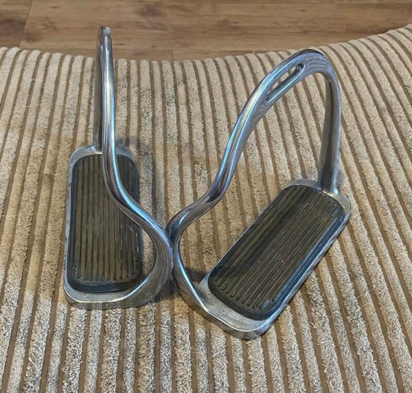 4.75” Bent Irons