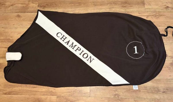 5’9” Champion Show Fleece