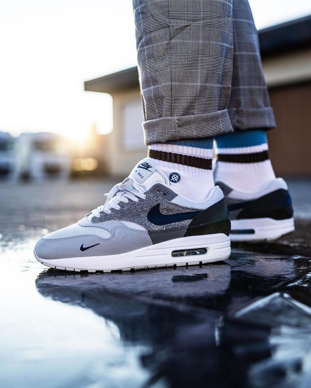 011 Grey nike 1