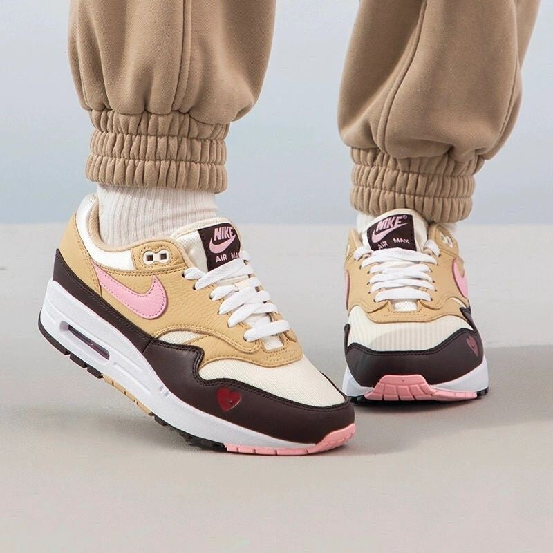 003 Nike 1 pink beige