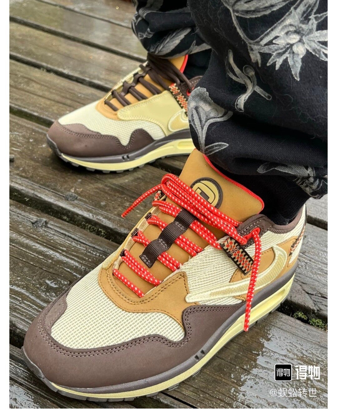 014 Nike 1 travis