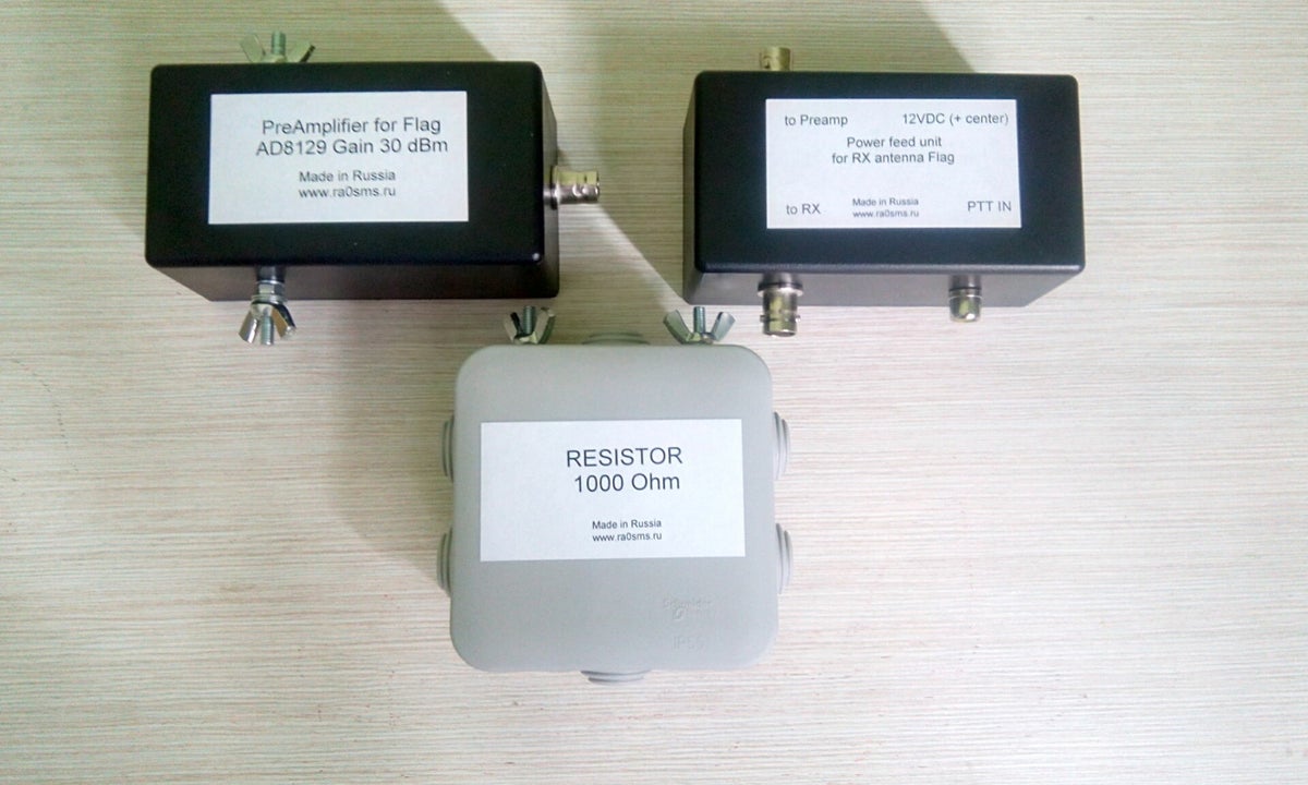 Semplici isolatori per dipolo, radiali e antenne filari Semplici isolatori per dipolo, radiali e antenne filari