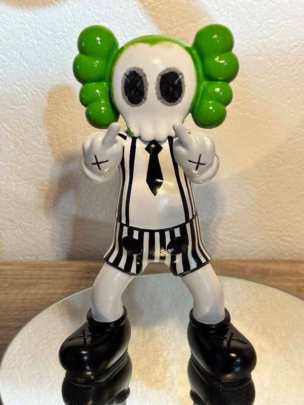 KAWS BEETLEJUICE