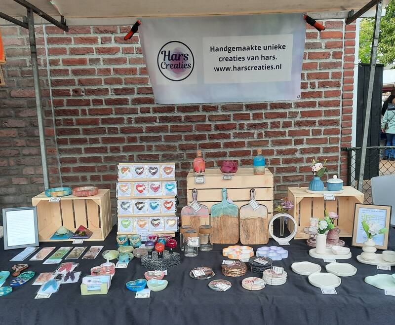Foto van een kraamopstelling op een markt van Harscreaties 