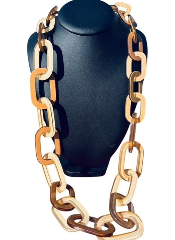 Sautoir en résine - Beige