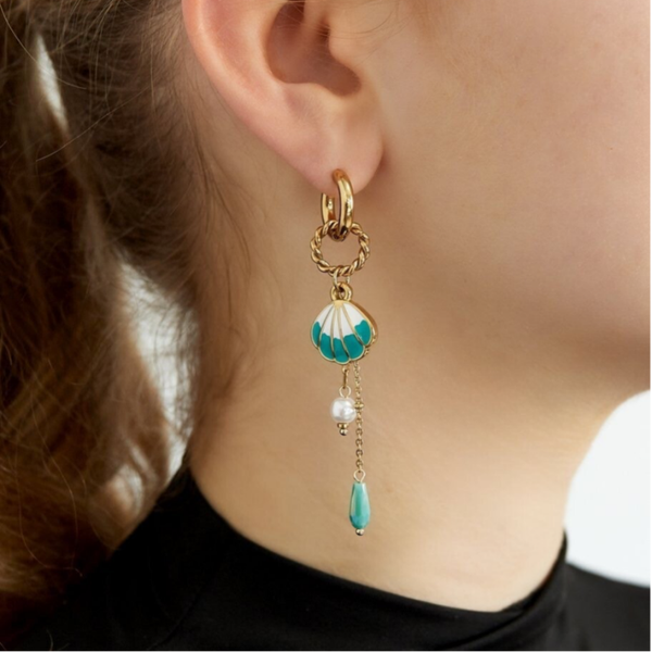 Boucles d'oreilles pendantes coquillage - Doré