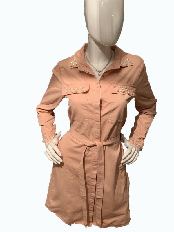 Mooie dames blousejurk met parels, Beautiful ladies blous dress with pearls