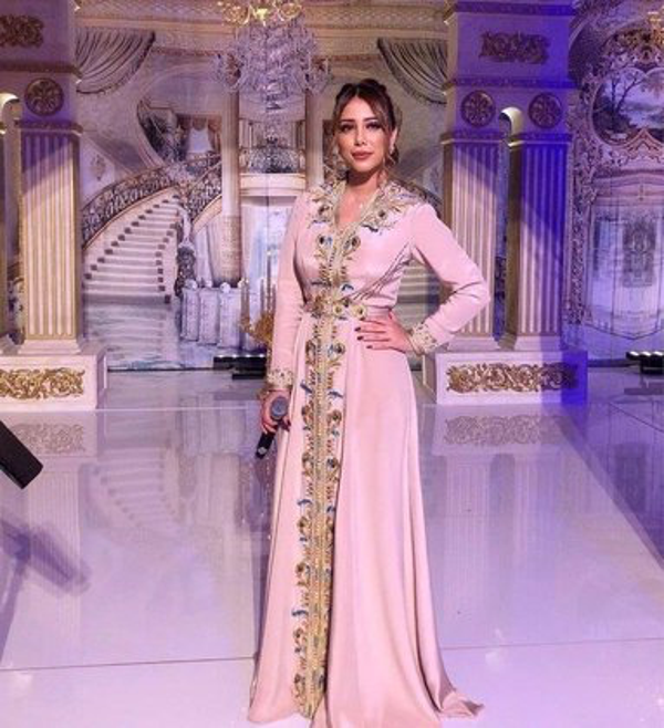 Model nummer 8.   Kaftan jurk