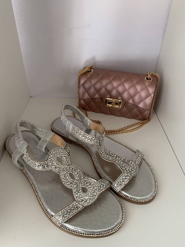 sandalen en handtas combinatie aanbieding