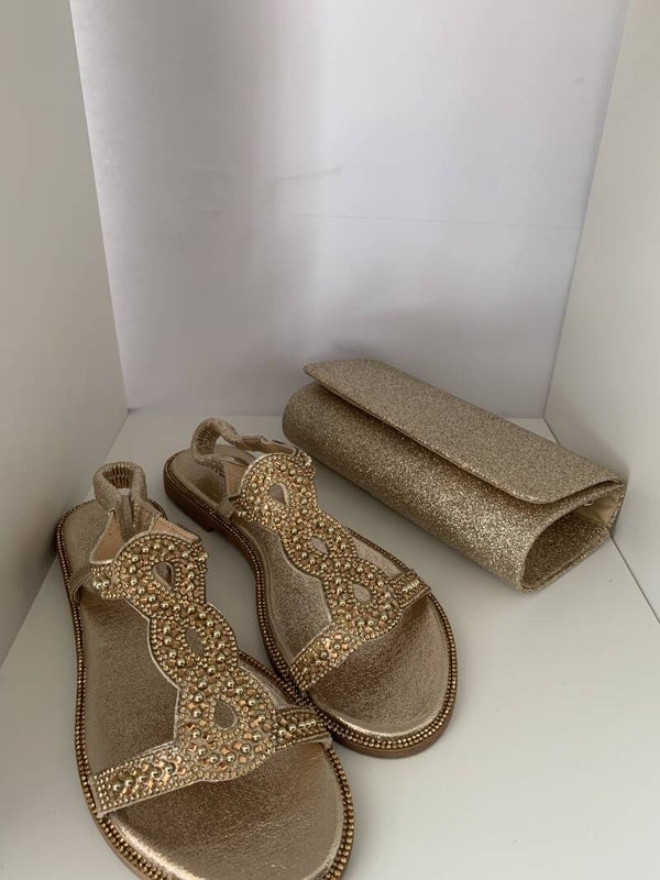 sandalen en handtas combinatie aanbieding