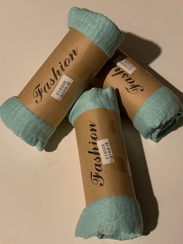 Hoofddoek kleur: pale turquoise Nieuwmodel 2019.