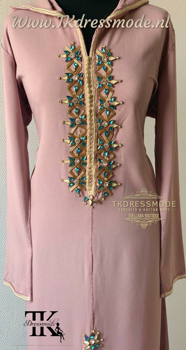 Djellaba.   0039