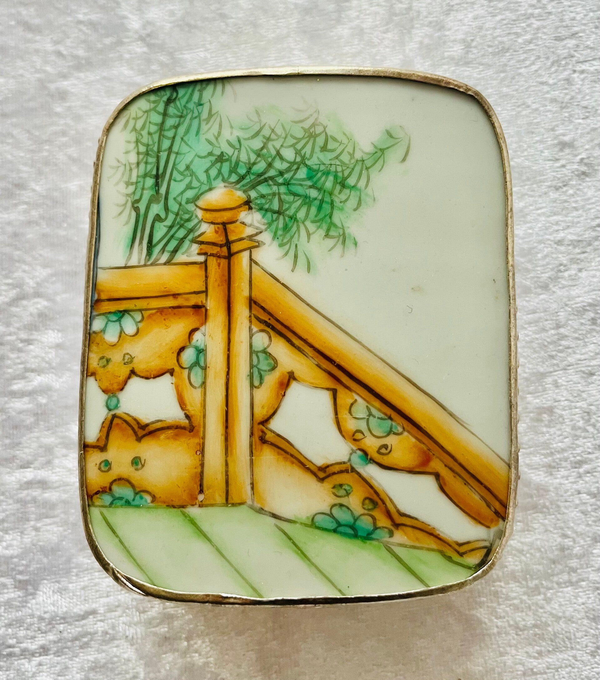 Porseleinen sieradendoos