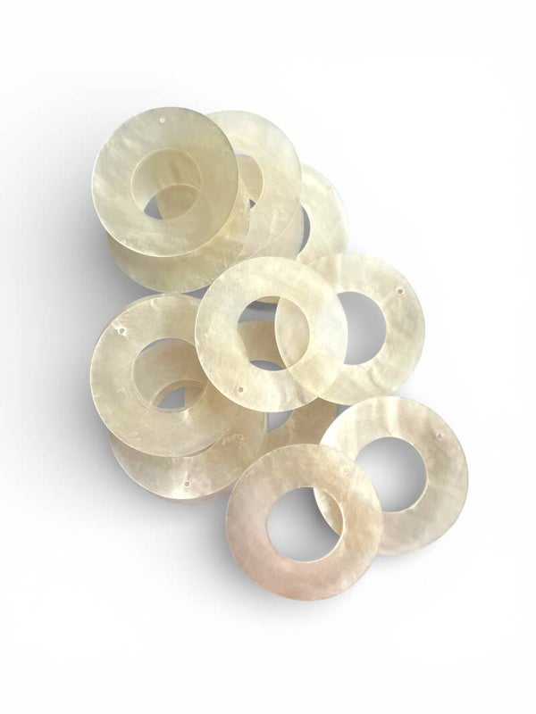 Capiz chips "donuts"