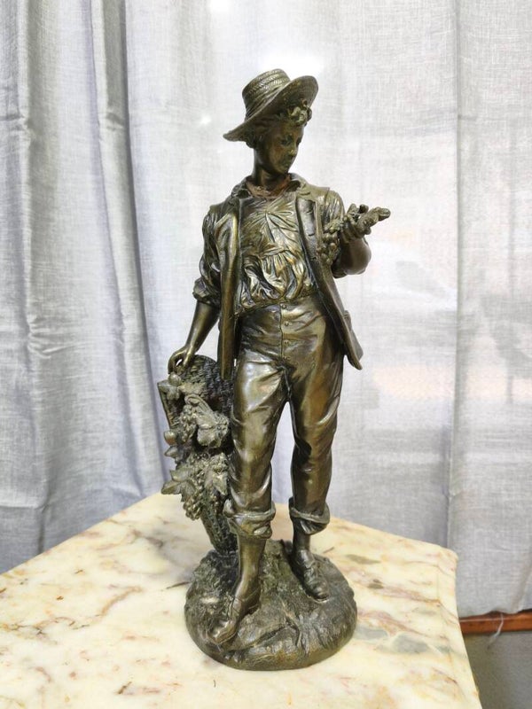 Escultura la vendimia