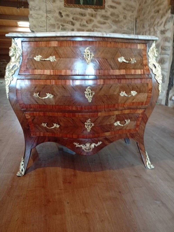 Cómoda época Luis XV