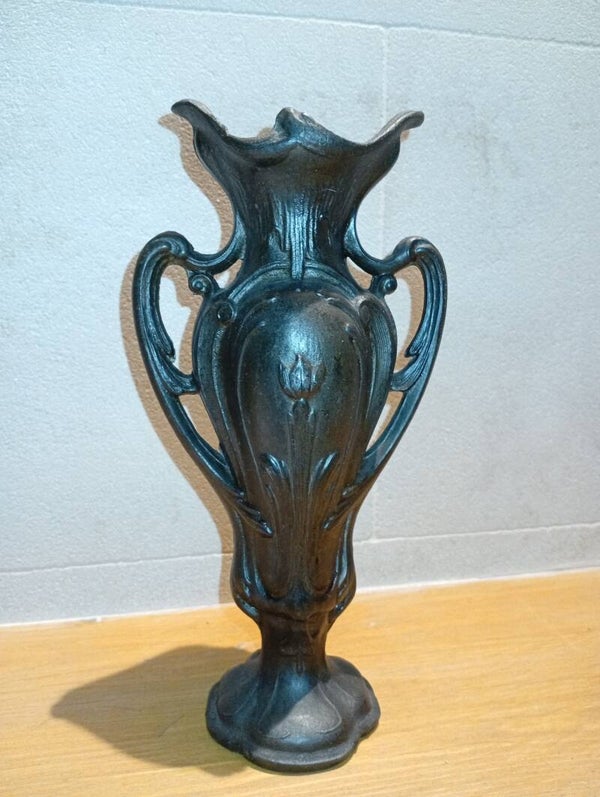 Violetero art Noveau