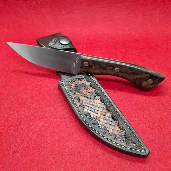 N° 460 – Couteau de chasse – Bois de Ziricote