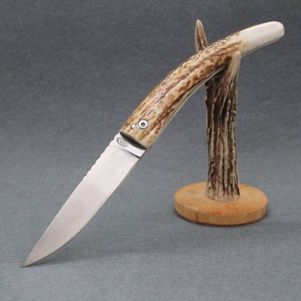 N° P233 – Couteau pliant dit à friction Avec étui – Bois de cerf