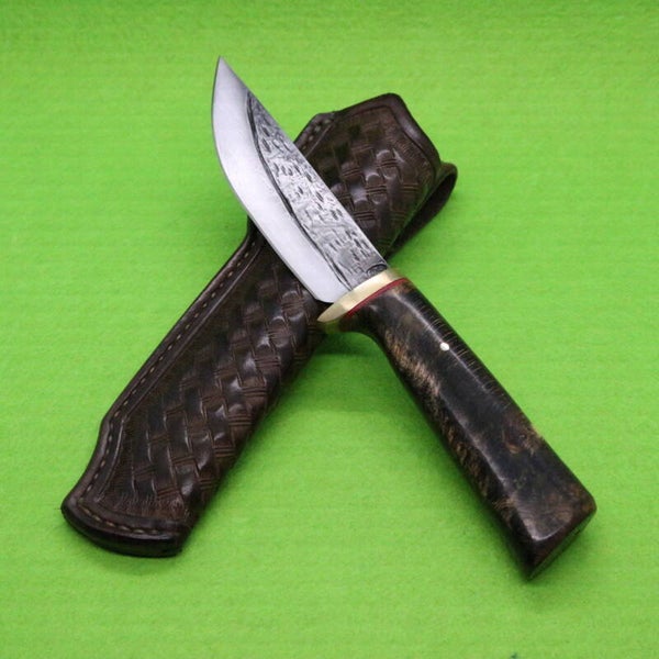 N° 512 – Couteau droit utilitaire – Bois de hêtre échauffé