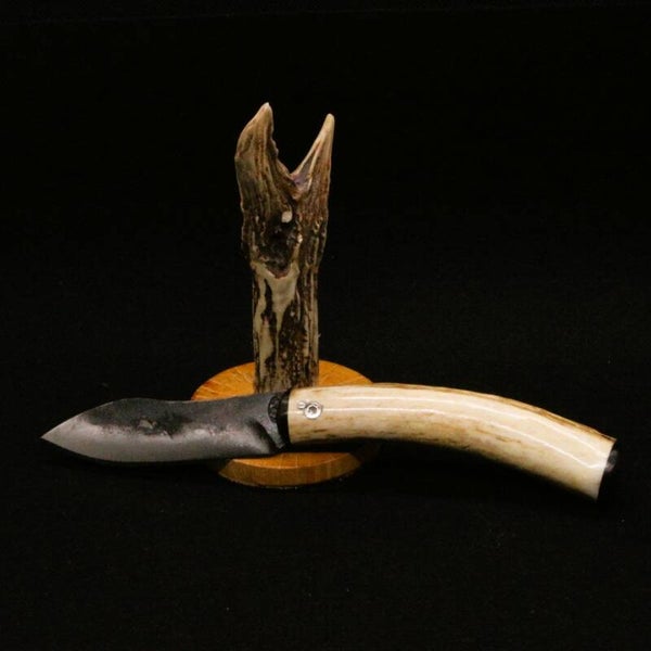 N° P252 – Couteau pliant dit à friction – Bois de cerf/Bois d’ébène