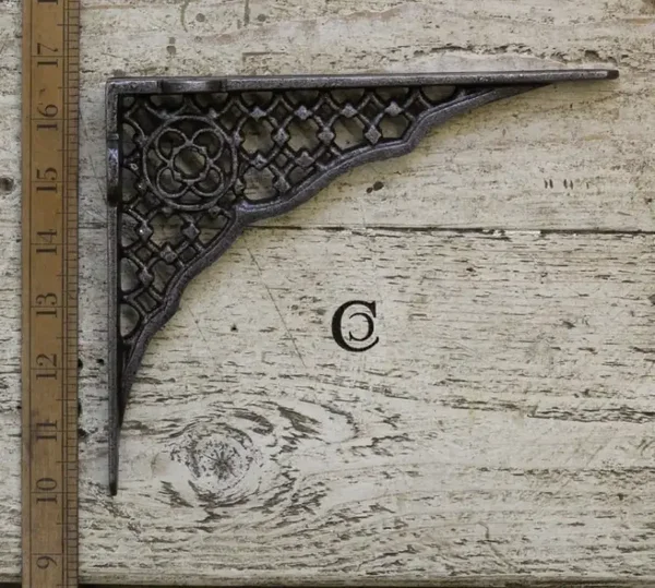 Shelf Bracket JALI LATTICE