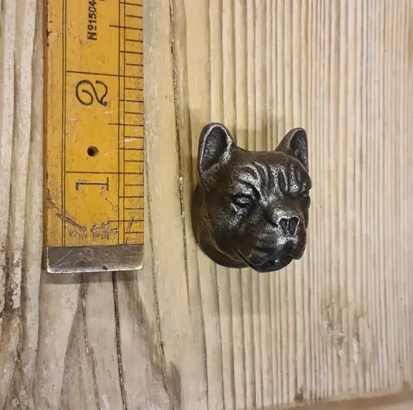 Knob Cupboard BULLDOG HEAD