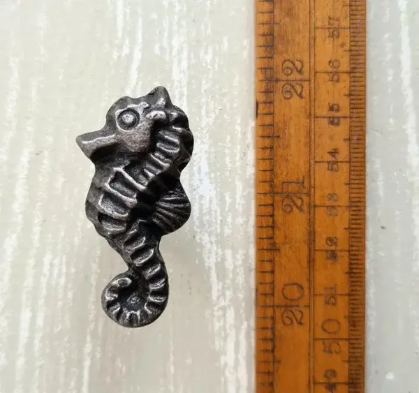 Knob Cupboard SEA HORSE