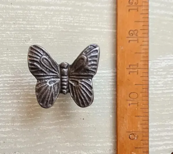Knob Cupboard BUTTERFLY