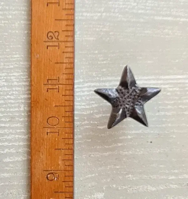 Knob Cupboard Cast POINTED STAR
