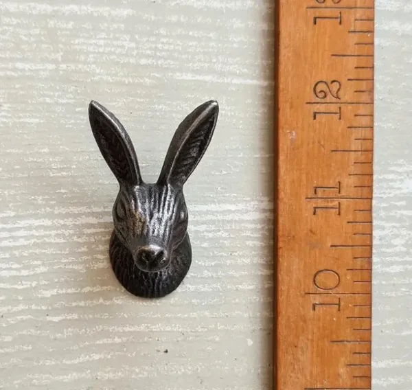 Knob Cupboard HARE HEAD