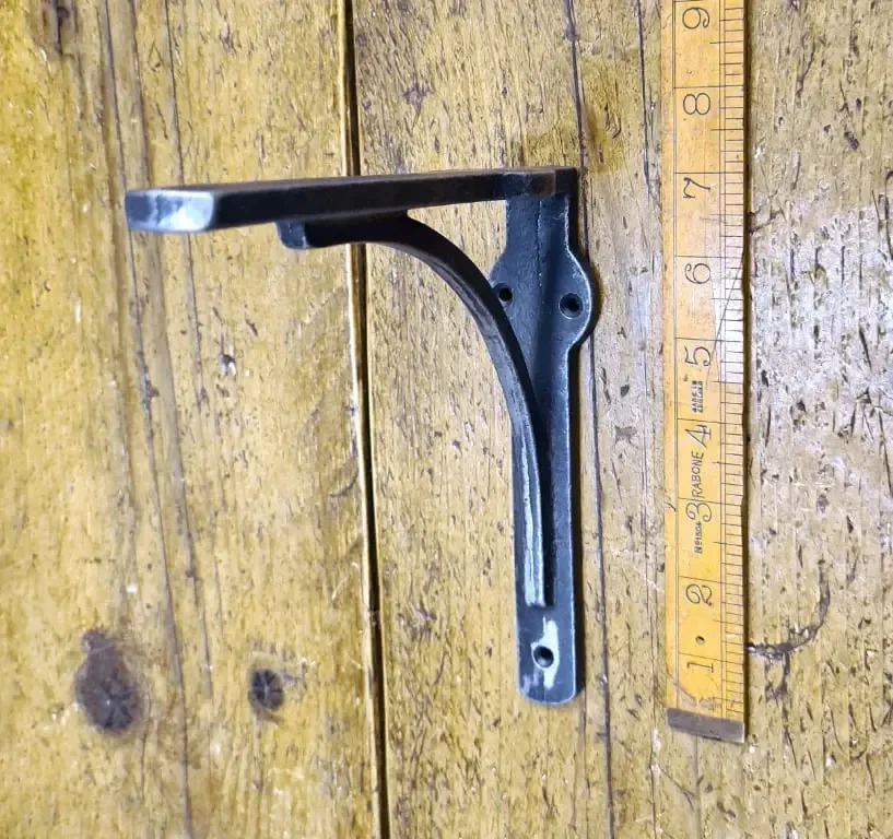 Shelf Bracket GALLOWS Radiator Lugs