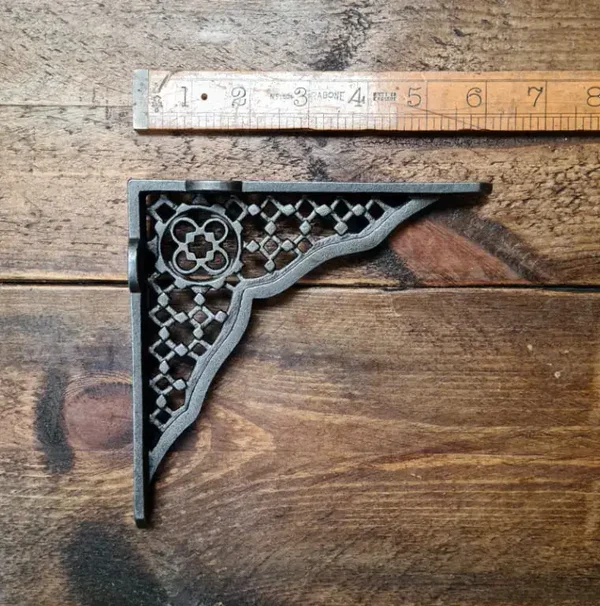 Shelf Bracket JALI LATTICE