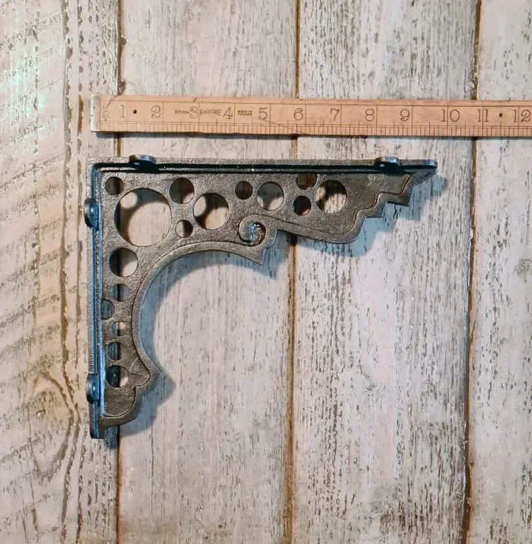 Shelf Bracket GUNSHOT