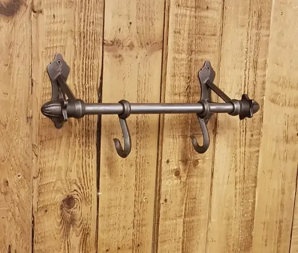 Hook Rail with Finial ACORN Ends