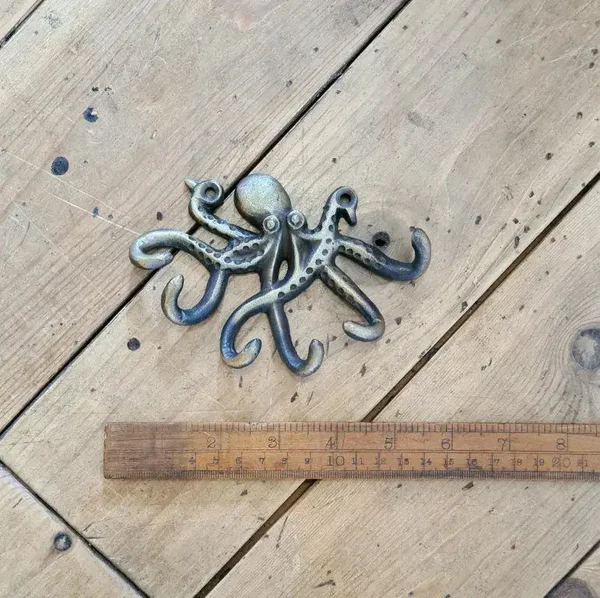 Multi Hook OCTOPUS Small Angled Head Antique Copper 85 x 125mm