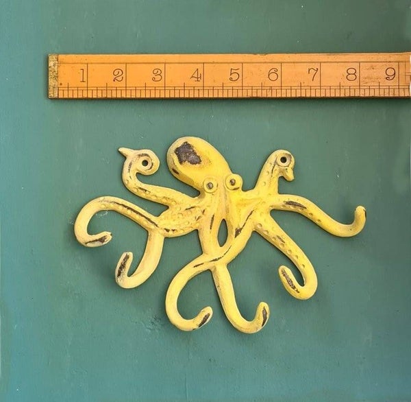 Multi Hook OCTOPUS Angled Head Antique Yellow