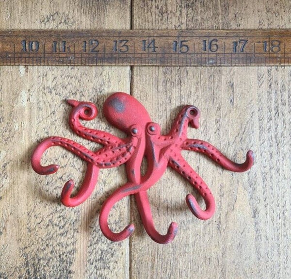 Multi Hook OCTOPUS Angled Head Antique Red