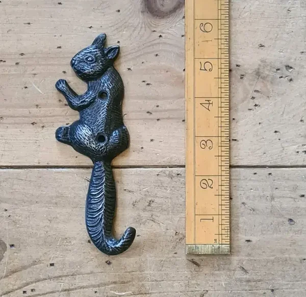 Coat Hook Single Squirrel